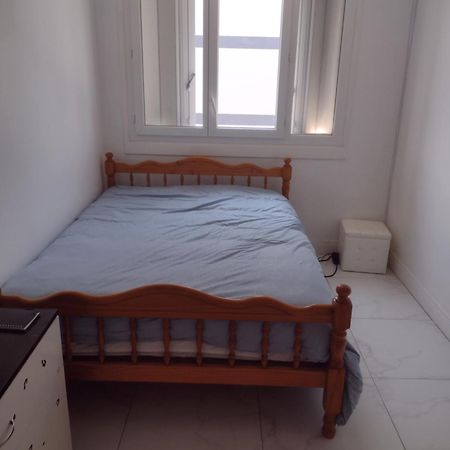 Le Brossolette Appartement Saint-Denis  Buitenkant foto